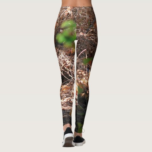 野生のバニーウサギのデザインのレギング レギンス (裏面)