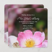 野生のピンクのバラの花の新年のお祝いパーティー 招待状 (正面/裏面)