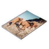 野生のポニーの群れ ノートブック (左側)