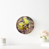 野生のマスのユリの花と虫の友人 ラウンド壁時計 (ホーム)