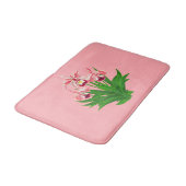 野生のラン – コーラルピンクのランと葉 バスマット (アングル)