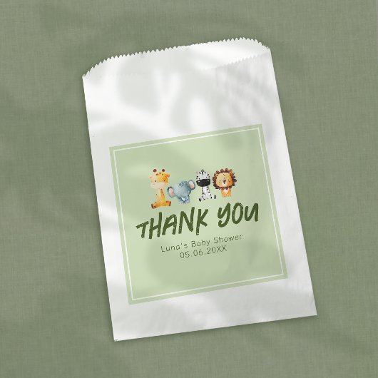 野生の人がサファリの赤ちゃんシャワーを途中にある フェイバーバッグ