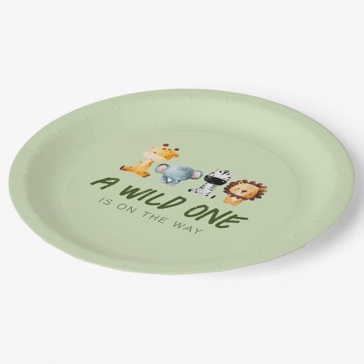 野生の人がサファリの赤ちゃんシャワーを途中にある ペーパープレート (アングル)