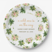 野生の人がジャングルのの赤ん葉だシャワーの途中にある ペーパープレート (正面)