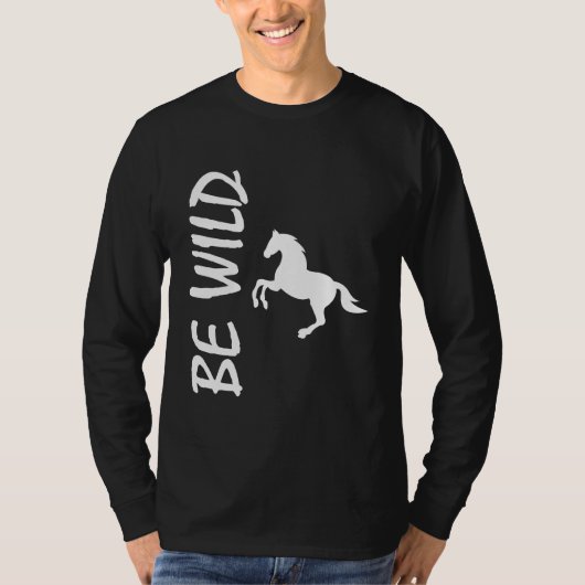 野生の力 – 強壮な馬のデザイン Tシャツ (正面)