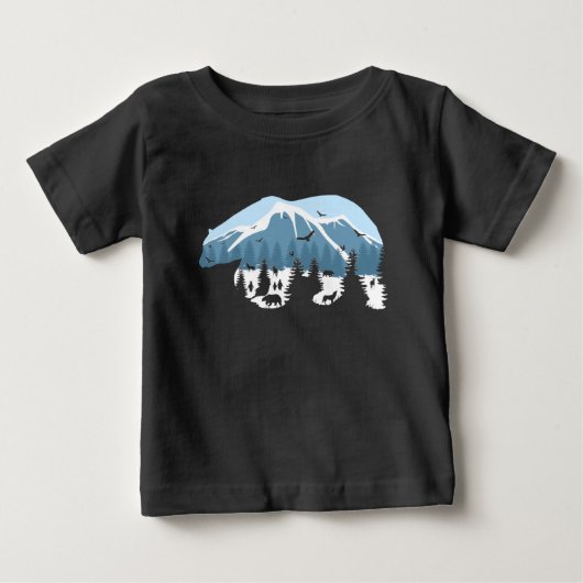 野生の北極グマ オオカミ 山の森 アート ベビーTシャツ (正面)