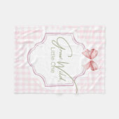 野生の小さな子を育てる | ピンクジンガムボウ子供部屋 フリースブランケット (正面(横))