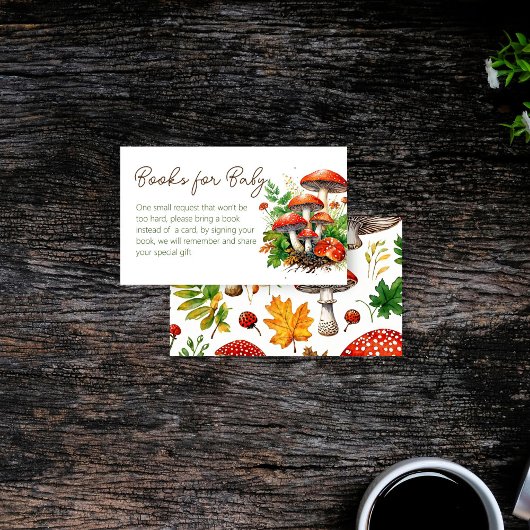 野生の森のマッシュルームの赤ちゃんシャワー本のリクエスト エンクロージャーカード
