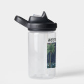 野生の物がある場所 |シーン2 ウォーターボトル (右面)