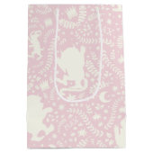 野生の物がピンクの花のパターンを ミディアムペーパーバッグ (裏面)