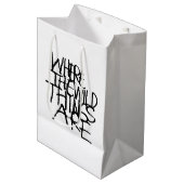 野生の物が存在する場所 |手書き ミディアムペーパーバッグ (正面アングル)