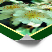 野生の白いつるバラの花の芸術的抽象画 ポスター (角)