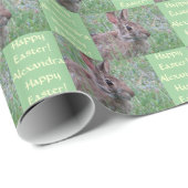 野生の花のイースターパターンのバニーウサギ ラッピングペーパー (ロールコーナー)
