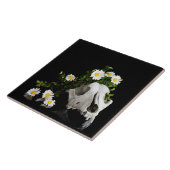 野生の花のリースを持つ動物のスカル タイル (側面)