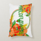 野生の花の水色 アクセントクッション (正面(垂直))