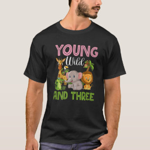 野生の若者と3人の洋服の幼児少女動物園ジュングル Tシャツ
