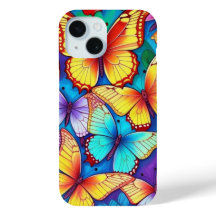 野生の飛んでいる蝶