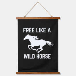 野生の馬のように自由 吊り下げ型タペストリー