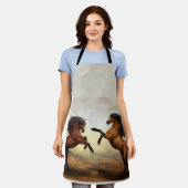 野生の馬のペア エプロン (着用した状態)