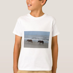 野生の馬の外銀行 Tシャツ
