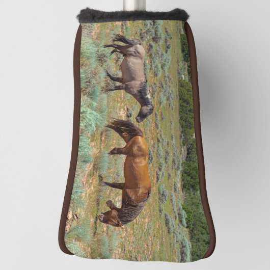 野生の馬の放牧 ゴルフヘッドカバー (回転90)