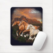 野生の馬 マウスパッド (マウス)