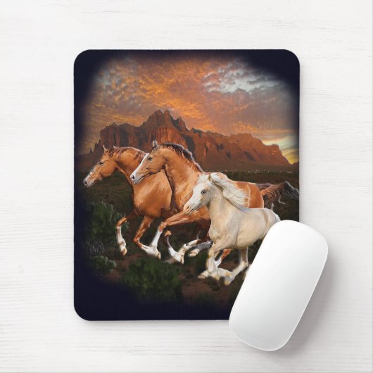 野生の馬 マウスパッド (マウス)