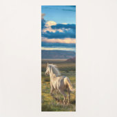 野生の馬"生きる走"" ヨガマット (正面)