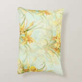 野生の黄色い花 アクセントクッション (裏面(縦))