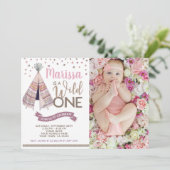 野生の1匹のテント小屋の誕生日の招待状 招待状 (スタンド正面)