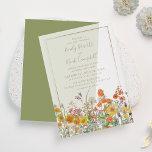 野生カラフルの花の国の結婚式 ベラム紙招待状<br><div class="desc">野生カラフルの花カントリーVellum結婚式招待状かわいらしは、オレンジ、黄色、紫、ピンクの国の花を白い背景に結婚式招待状情報とともに表示する。文字・ボックスで文字を編集してパーソナライズEvco Studio www.zazzle.com/store/evcostudioによるユーザー向け設計</div>