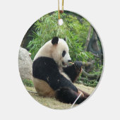 野生動物園写真のジャイアントパンダ。 セラミックオーナメント (左)