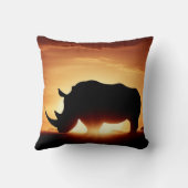 野生動物愛好家のための贅沢なサイ枕 クッション (裏面)