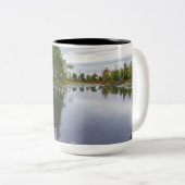 野生生物保護を通じたミシシコイ川 ツートーンマグカップ (正面右)