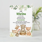 野生素朴の1つの森の生き物の赤ちゃんシャワー 招待状 (スタンド正面)