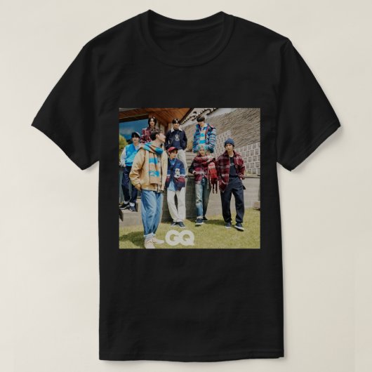 野良キッズGQ SKZ kpop to8バンちゃんリー知りチャン Tシャツ (デザイン正面)