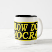 野良犬の民主党員の印のマグ ツートーンマグカップ (正面右)