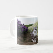 野良猫ニャン吉【カモミール】 コーヒーマグカップ (正面左)