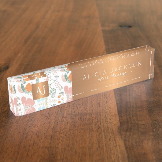 野花の桃の模様の銅の金ゴールド モノグラムの デスクネームプレート (側面)