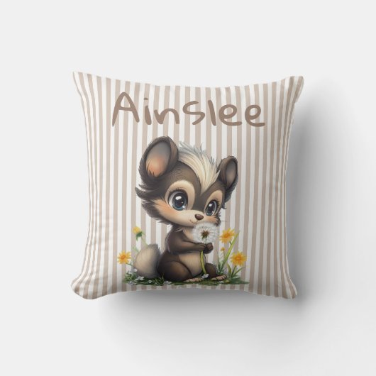 野草の中の小さな虫 クッション (正面)