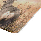 野草の中の若い鹿でにぎやかなテクスチャーのアート カッティングボード (角)