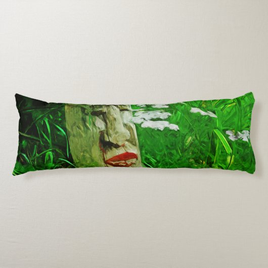 野草の間で赤い唇のあるアメリカのインドのトーテム ボディピロー (正面)