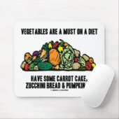 野菜はダイエット（野菜の山）に欠かせない マウスパッド (マウス)