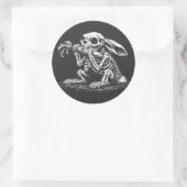 野菜を食べろ - BurnsInHellによるデッドラビット ラウンドシール (バッグ)