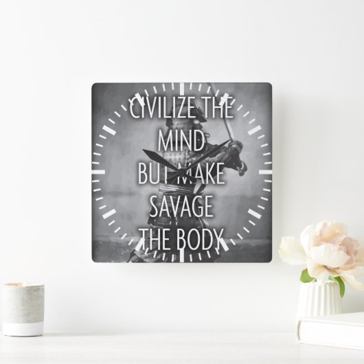 野蛮人に訓練体-やる気を起こさせるな訓練を--をして下さい スクエア壁時計 (ホーム)