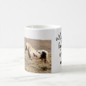 野馬に息を吹遠くにかれる コーヒーマグカップ (中央)