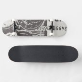 金が有ると世の中が荒れる スケートボード (横)