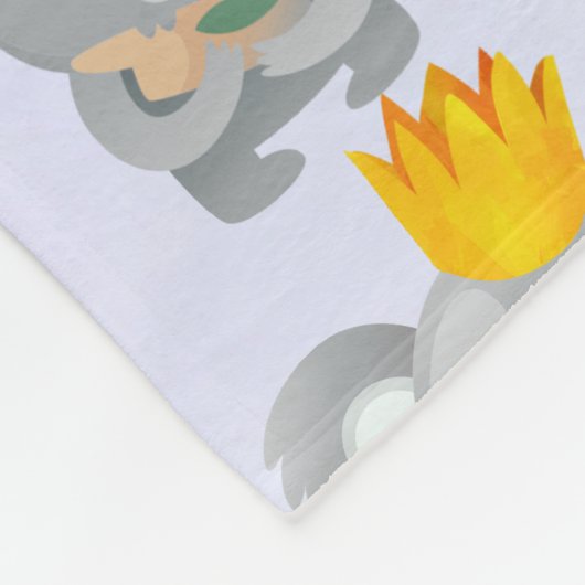 金の冠をかぶったかわいいコアラ フリースブランケット (角)