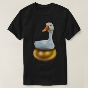 金の卵にすわっているカモ Tシャツ