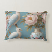 金エレガントの枝に白い鳥と牡丹 アクセントクッション (裏面)